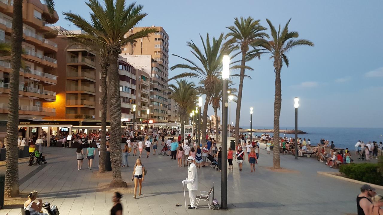 Apartamento Torrevieja Zewnętrze zdjęcie